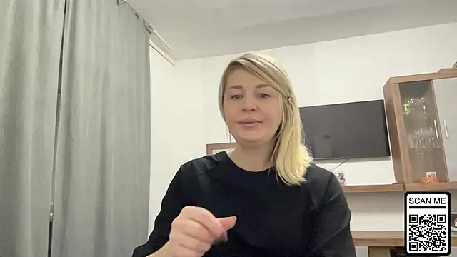 Blondie xoxoxo online show from 10.08.25