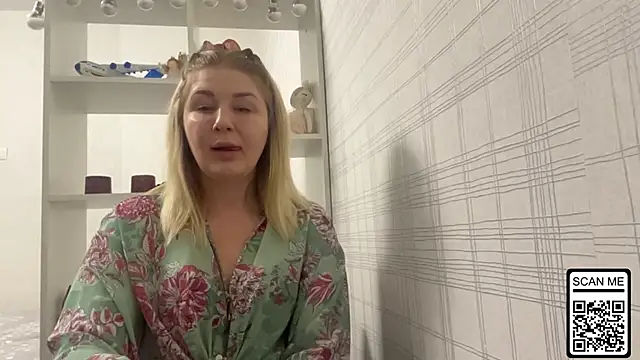 Blondie xoxoxo online show from 01.14.26