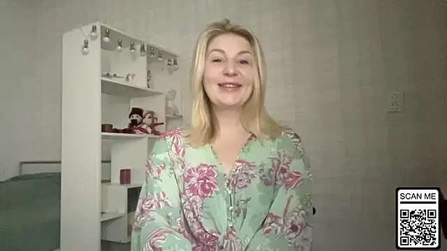 Blondie xoxoxo online show from 02.03.26