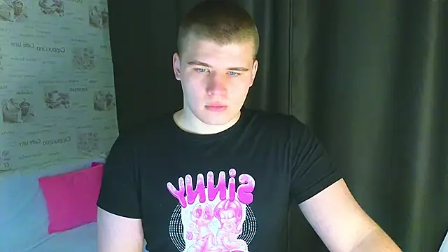 Snapshot of kittenmurr chatting on 09.08.25 kittenmurr online show from 09.08.25