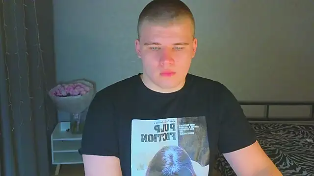 Snapshot of kittenmurr chatting on 10.27.25 kittenmurr online show from 10.27.25