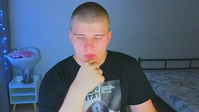 kittenmurr online show from 11.07.25