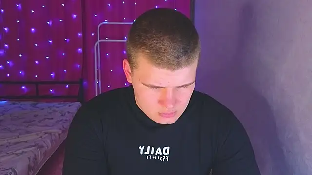 kittenmurr online show from 04.16.26