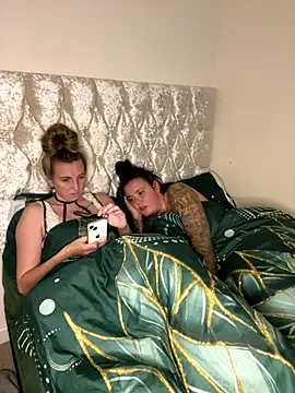 Charsworld online show from 11.20.25