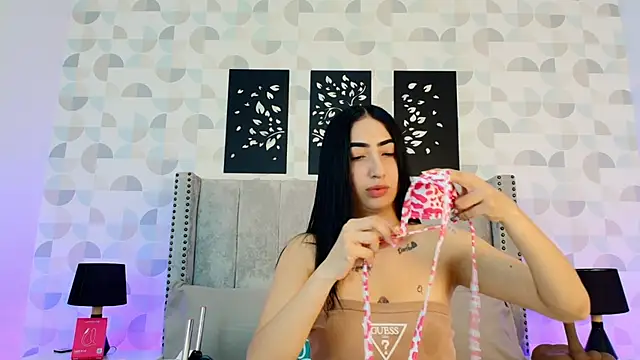 natasha moreno online show from 06.04.26