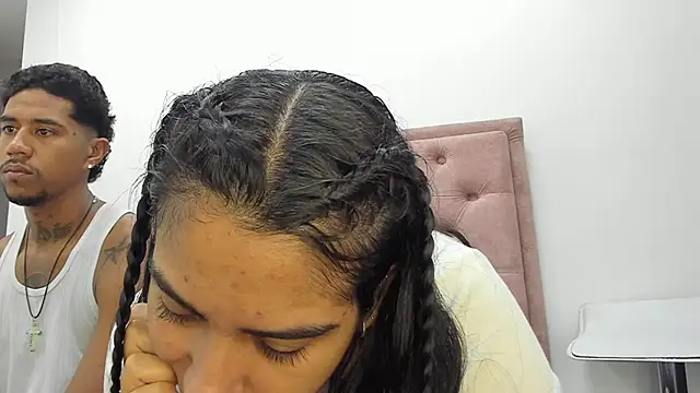 violet and myers online show from 09.10.25