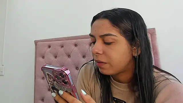 violet and myers online show from 09.15.25