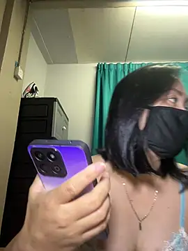 Snapshot of melyiaaa chatting on 02.24.26 melyiaaa online show from 02.24.26