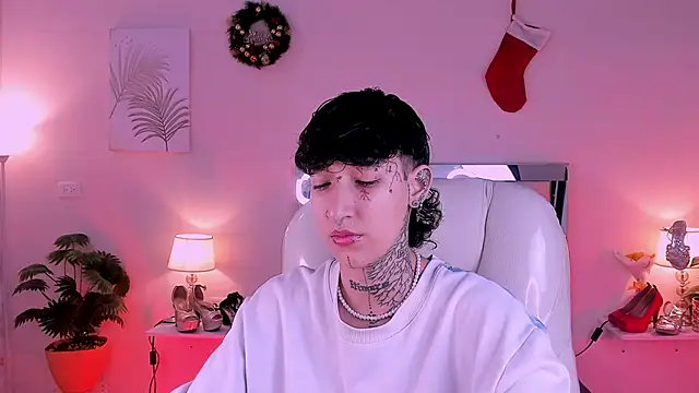 Snapshot of Luci_Rose chatting on 01.16.26 Luci Rose online show from 01.16.26