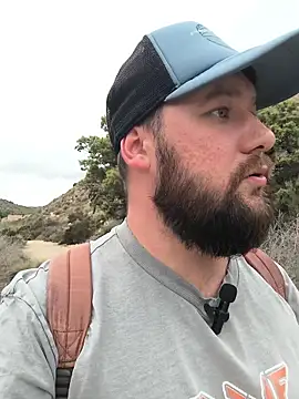 Ole Plus online show from 10.10.25