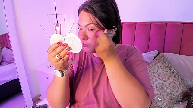 Snapshot of Tessa_Sinclaire chatting on 03.14.26 Tessa Sinclaire online show from 03.14.26