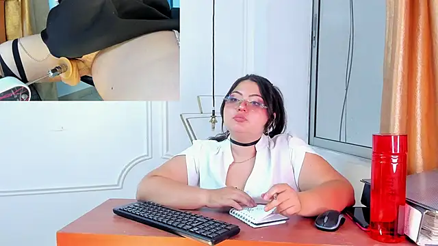 Tessa Sinclaire online show from 05.05.26