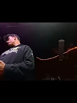 twistafatpipe online show from 10.26.25