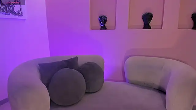 AyshelBrown online show from 01.17.26