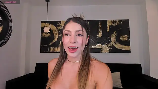 Snapshot of MaddisonTaylor1 chatting on 10.15.25 MaddisonTaylor1 online show from 10.15.25