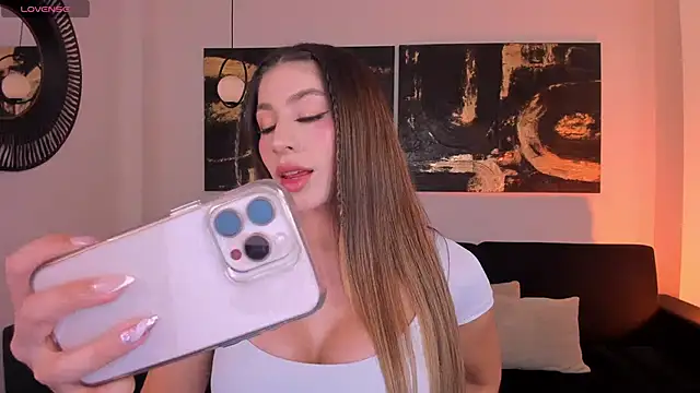 Snapshot of MaddisonTaylor1 chatting on 10.16.25 MaddisonTaylor1 online show from 10.16.25