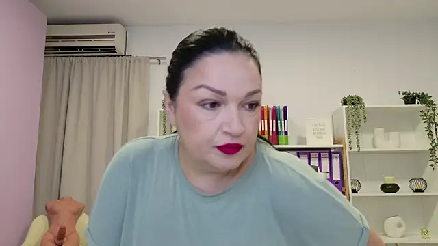 Snapshot of RubiHarper chatting on 07.19.26 RubiHarper online show from 07.19.26