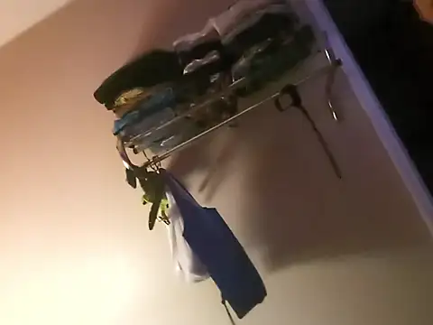 SpannedHazelnut online show from 03.20.26