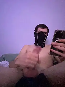 Snapshot of tok_lo24 chatting on 09.23.25 tok lo24 online show from 09.23.25