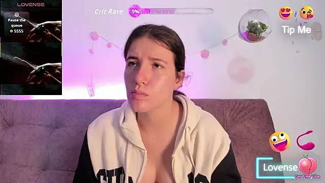 Snapshot of katalella_brown1 chatting on 10.14.25 katalella brown1 online show from 10.14.25