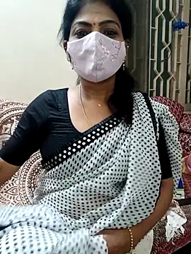 Rithya27 online show from 10.15.25