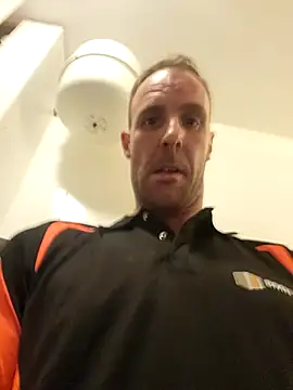 Mcnlrdam online show from 11.07.25