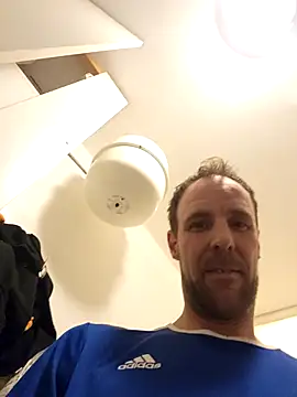 Mcnlrdam online show from 02.12.26