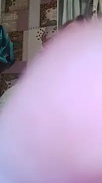 Snapshot of Kiss_Eva chatting on 12.26.24 Kiss Eva online show from 12.26.24