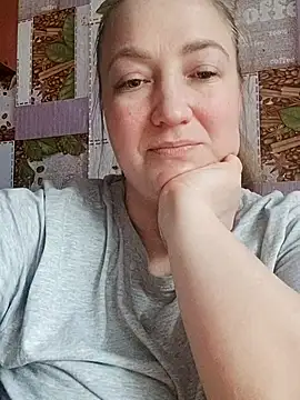 Snapshot of Kiss_Eva chatting on 02.14.26 Kiss Eva online show from 02.14.26