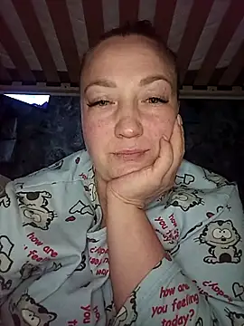 Kiss Eva online show from 03.13.26