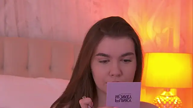 AshleyEvance online show from 05.04.26
