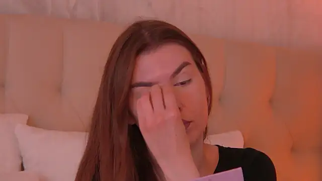 AshleyEvance online show from 07.18.26