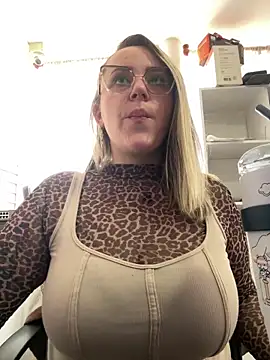 CurvyLust x online show from 03.26.26