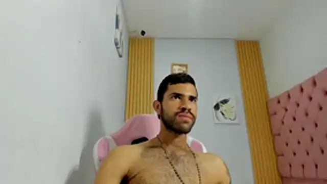 adri sexboy229 online show from 10.28.25