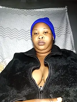 OCEANSQUITERXXX online show from 10.28.25