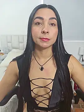 Snapshot of Ms_milarose chatting on 12.14.25 Ms milarose online show from 12.14.25