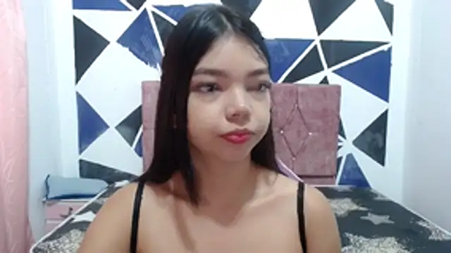 shy luna18 online show from 11.30.25