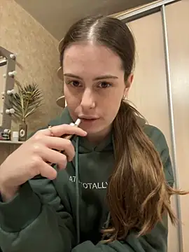 Snapshot of Soyyyaa chatting on 11.14.25 Soyyyaa online show from 11.14.25