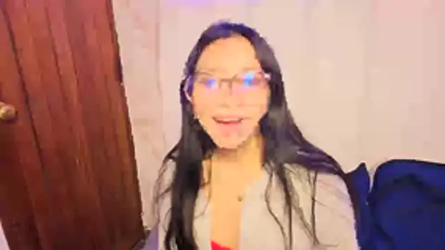 VioletxBloom online show from 11.16.25