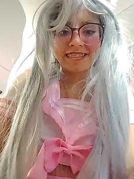 VioletxBloom online show from 11.30.25