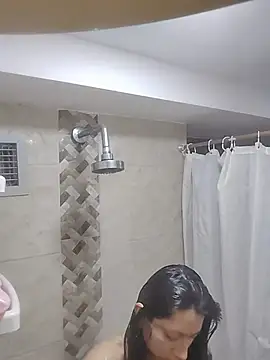 VioletxBloom online show from 12.01.25