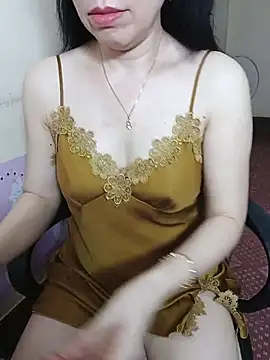 Snapshot of Moona_heny chatting on 06.24.26 Moona heny online show from 06.24.26