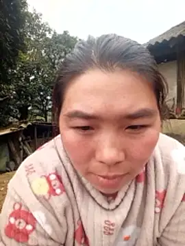 quynhkoolbae online show from 02.15.26