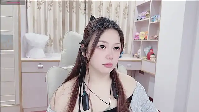 Snapshot of Lcey_66 chatting on 07.21.26 Lcey 66 online show from 07.21.26