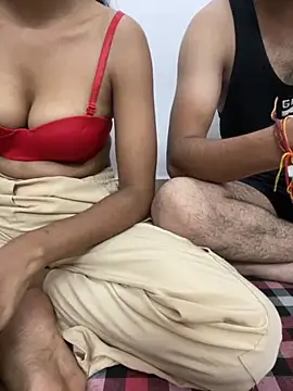 Snapshot of Hot_Nude45 chatting on 10.17.25 Hot Nude45 online show from 10.17.25