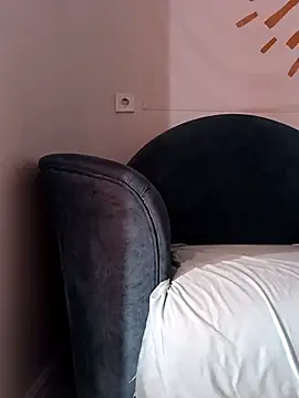 KisaVixen online show from 10.10.25