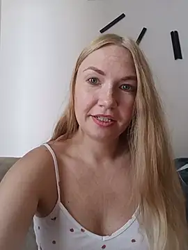 KisaVixen online show from 07.17.26
