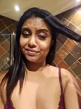 Indian GlowingMiax online show from 01.16.26