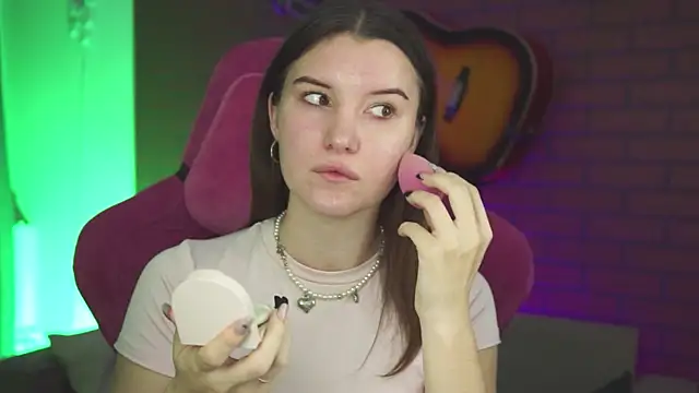 AgataWillis online show from 11.08.25