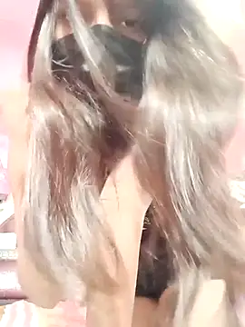 Snapshot of VamikaAngel chatting on 09.25.25 VamikaAngel online show from 09.25.25